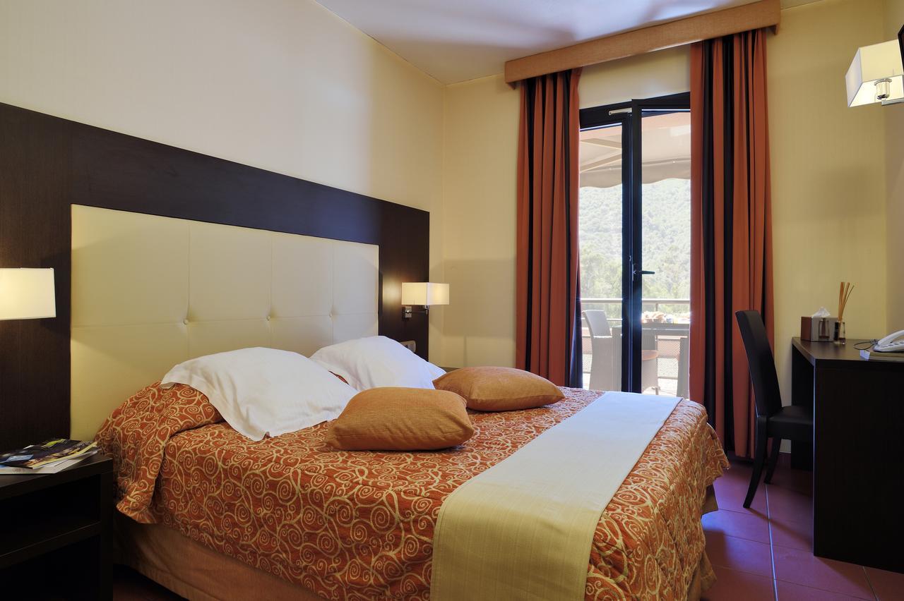 Hotel & Restaurant Le Belvedere Porto  Zewnętrze zdjęcie
